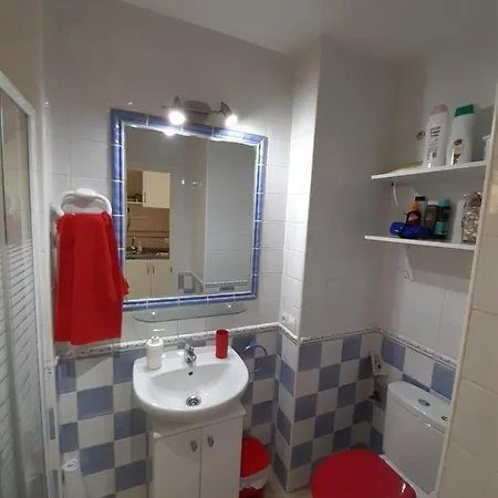 Iris Sea View Apartment *